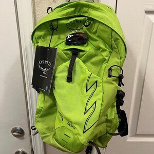 Osprey Talon 22 Hiking Backpack S/M Limon Green - NWT - Retail $160